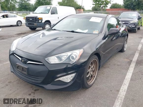 ✅ 2014 Hyundai Genesis Coupe Premium • VIN: KMHHT6KDXEU116203 • Lot: 42708363. Wystawiony na IAAI z przebiegiem 74 099 mil. Bezpłatny archiwum sprzedaży aukcyjnych z USA i szczegółowy raport historii pojazdu na DreamBid. Zdjęcie 2.