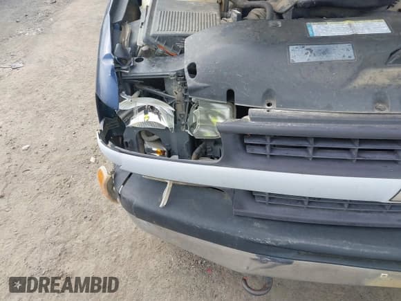 ✅ 2000 Chevrolet Silverado 1500 • VIN: 1GCEK14V0YZ223724 • Lot: 42118829. Listed on IAAI with 80,743 mi. Free auction sales archive from the USA and detailed vehicle history report at DreamBid. Image 6.