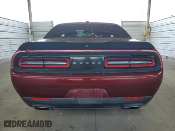 ✅ 2019 Dodge Challenger SXT • VIN: 2C3CDZAG2KH574703 • Lot: 70146394. Wystawiony na Copart z przebiegiem 112 659 mil. Bezpłatny archiwum sprzedaży aukcyjnych z USA i szczegółowy raport historii pojazdu na DreamBid. Zdjęcie 6.