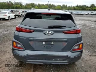 ✅ 2019 Hyundai Kona SEL • VIN: KM8K22AA1KU320425 • Лот: 69321573. Опубликован ранее на Copart с пробегом 82 913 миль. Бесплатный доступ к архиву аукционных продаж из США и подробный отчёт об истории автомобиля на DreamBid. Изображение 6.