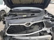 ✅ 2023 Toyota Highlander XSE • VIN: 5TDKDRBHXPS519973 • Lot: 91123755. Wystawiony na Copart z przebiegiem 22 394 mil. Bezpłatny archiwum sprzedaży aukcyjnych z USA i szczegółowy raport historii pojazdu na DreamBid. Zdjęcie 12.