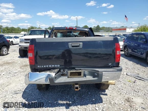 ✅ 2009 Chevrolet Silverado 2500HD LT • VIN: 1GCHK53669F177978 • Lot: 67154984. Wystawiony na Copart z przebiegiem Nie podano. Bezpłatny archiwum sprzedaży aukcyjnych z USA i szczegółowy raport historii pojazdu na DreamBid. Zdjęcie 6.