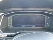 ✅ 2019 Volkswagen Jetta SEL • VIN: 3VWE57BU9KM237423 • Лот: 85542745. Опубликован ранее на Copart с пробегом 76 187 миль. Бесплатный доступ к архиву аукционных продаж из США и подробный отчёт об истории автомобиля на DreamBid. Изображение 9.