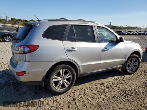 ✅ 2010 Hyundai Santa Fe SE • VIN: 5NMSHDAG1AH352624 • Lot: 76603304. Listed on Copart with 182,184 mi. Free auction sales archive from the USA and detailed vehicle history report at DreamBid. Image 3.