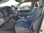 ✅ 2010 Toyota Tacoma • VIN: 3TMLU4EN0AM050831 • Lot: 90416195. Wystawiony na Copart z przebiegiem 222 651 mil. Bezpłatny archiwum sprzedaży aukcyjnych z USA i szczegółowy raport historii pojazdu na DreamBid. Zdjęcie 7.