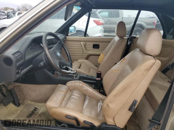 ✅ 1988 BMW 3 Series • VIN: WBABB2305J8860390 • Lot: 80549114. Wystawiony na Copart z przebiegiem 73 054 mil. Bezpłatny archiwum sprzedaży aukcyjnych z USA i szczegółowy raport historii pojazdu na DreamBid. Zdjęcie 7.