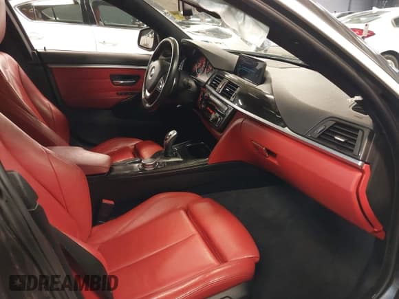 ✅ 2016 BMW 4 Series 428i xDrive • VIN: WBA4C9C53GG141373 • Lot: 42535376. Listed on IAAI with 105,087 mi. Free auction sales archive from the USA and detailed vehicle history report at DreamBid. Image 5.