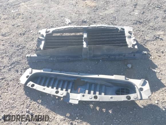 2024 Chevrolet Silverado 1500 LT с VIN 3GCPDDEK9RG261432, выставлен на аукционе IAAI как лот 43302717 с пробегом 18 579 миль миль и . История ставок и продаж доступна на DreamBid. Изображение 12.