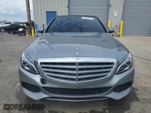✅ 2015 Mercedes-Benz C 300 Sport • VIN: 55SWF4KB4FU015432 • Lot: 81489275. Listed on Copart with 112,254 mi. Free auction sales archive from the USA and detailed vehicle history report at DreamBid. Image 5.