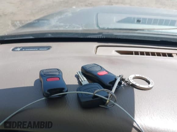 ✅ 2002 Nissan Pathfinder SE • VIN: JN8DR09Y62W732119 • Lot: 42157327. Wystawiony na IAAI z przebiegiem 201 586 mil. Bezpłatny archiwum sprzedaży aukcyjnych z USA i szczegółowy raport historii pojazdu na DreamBid. Zdjęcie 11.