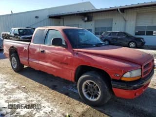 ✅ 2000 Dodge Dakota • VIN: 1B7GL22X0YS694166 • Lot: 87619775. Wystawiony na Copart z przebiegiem Nie podano. Bezpłatny archiwum sprzedaży aukcyjnych z USA i szczegółowy raport historii pojazdu na DreamBid. Zdjęcie 4.
