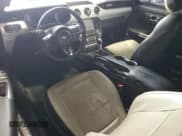 ✅ 2017 Ford Mustang EcoBoost Premium • VIN: 1FATP8UH3H5287829 • Lot: 59891625. Wystawiony na Copart z przebiegiem 111 551 mil. Bezpłatny archiwum sprzedaży aukcyjnych z USA i szczegółowy raport historii pojazdu na DreamBid. Zdjęcie 8.