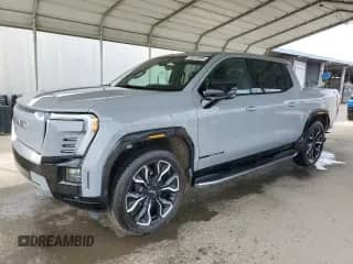 ✅ 2025 GMC Sierra 1500 • VIN: 1GT40LEL6SU401831 • Lot: 53510085. Listed on Copart with 4,744 mi. Free auction sales archive from the USA and detailed vehicle history report at DreamBid. Image 1.