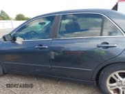 ✅ 2006 Honda Accord EX-L • VIN: 1HGCM56826A136694 • Lot: 43554842. Listed on IAAI with 186,222 mi. Free auction sales archive from the USA and detailed vehicle history report at DreamBid. Image 14.