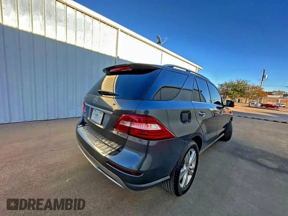 ✅ 2014 Mercedes-Benz M 350 • VIN: 4JGDA5JB2EA290346 • Lot: 97041895. Listed on Copart with 167,577 mi. Free auction sales archive from the USA and detailed vehicle history report at DreamBid. Image 4.