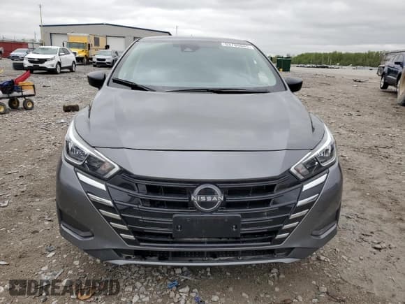 ✅ 2024 Nissan Versa S • VIN: 3N1CN8DV3RL902986 • Lot: 53788045. Wystawiony na Copart z przebiegiem 2 333 mil. Bezpłatny archiwum sprzedaży aukcyjnych z USA i szczegółowy raport historii pojazdu na DreamBid. Zdjęcie 5.