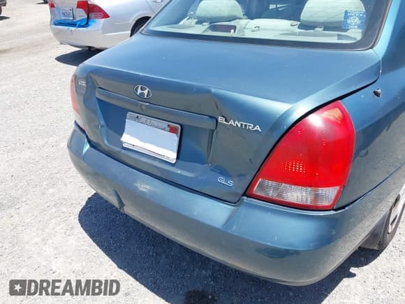 ✅ 2002 Hyundai Elantra GLS • VIN: KMHDN45D12U325298 • Lot: 42670289. Wystawiony na IAAI z przebiegiem 258 307 mil. Bezpłatny archiwum sprzedaży aukcyjnych z USA i szczegółowy raport historii pojazdu na DreamBid. Zdjęcie 6.