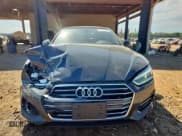 ✅ 2019 Audi A5 Sportback Premium • VIN: WAUANCF55KA063065 • Lot: 86146515. Wystawiony na Copart z przebiegiem 65 310 mil. Bezpłatny archiwum sprzedaży aukcyjnych z USA i szczegółowy raport historii pojazdu na DreamBid. Zdjęcie 5.