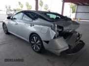 ✅ 2019 Nissan Altima SL • VIN: 1N4BL4EV3KC156584 • Лот: 43189312. Опубликован ранее на IAAI с пробегом 110 246 миль. Бесплатный доступ к архиву аукционных продаж из США и подробный отчёт об истории автомобиля на DreamBid. Изображение 3.