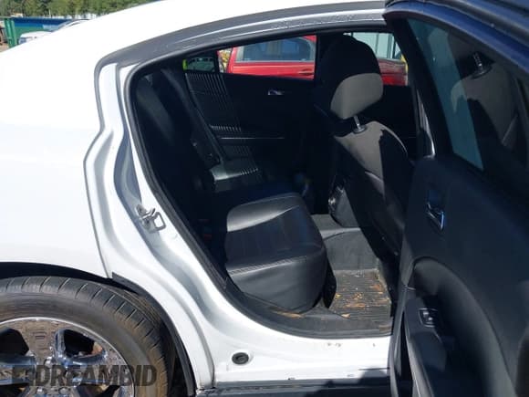 ✅ 2012 Dodge Charger Police • VIN: 2C3CDXAG0CH128488 • Лот: 43527028. Опубликован ранее на IAAI с пробегом 149 992 миль. Бесплатный доступ к архиву аукционных продаж из США и подробный отчёт об истории автомобиля на DreamBid. Изображение 8.