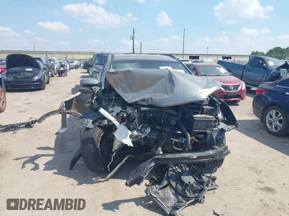 2018 Hyundai Santa Fe 2.4L z VIN 5NMZUDLB1JH065408, wystawiony jako IAAI lot #43342396 z przebiegiem 113 154 mil mil oraz . Historia ofert i sprzedaży dostępna na DreamBid. Obrazek 12.