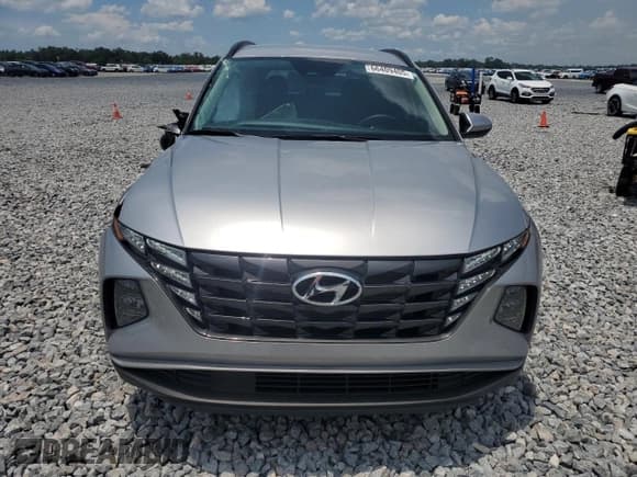 ✅ 2024 Hyundai Tucson SEL • VIN: 5NMJB3DE8RH426604 • Lot: 66409405. Listed on Copart with 11,827 mi. Free auction sales archive from the USA and detailed vehicle history report at DreamBid. Image 5.