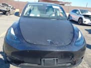 ✅ 2025 Tesla Model Y Long Range • VIN: 7SAYGDEE6SF287880 • Lot: 43529918. Wystawiony na IAAI z przebiegiem 12 513 mil. Bezpłatny archiwum sprzedaży aukcyjnych z USA i szczegółowy raport historii pojazdu na DreamBid. Zdjęcie 12.