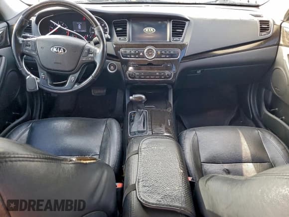 ✅ 2014 Kia Cadenza Premium • VIN: KNALN4D7XE5153246 • Lot: 94582685. Wystawiony na Copart z przebiegiem 126 995 mil. Bezpłatny archiwum sprzedaży aukcyjnych z USA i szczegółowy raport historii pojazdu na DreamBid. Zdjęcie 8.