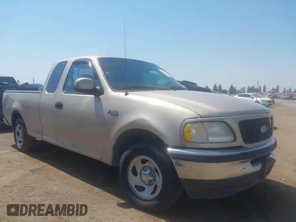 ✅ 1998 Ford F-150 • VIN: 1FTZX1724WNA63047 • Lot: 43130073. Listed on IAAI with 138,594 mi. Free auction sales archive from the USA and detailed vehicle history report at DreamBid. Image 1.