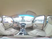 ✅ 2005 Mercury Mariner Luxury • VIN: 4M2CU57155DJ05642 • Lot: 88700075. Wystawiony na Copart z przebiegiem 211 071 mil. Bezpłatny archiwum sprzedaży aukcyjnych z USA i szczegółowy raport historii pojazdu na DreamBid. Zdjęcie 14.