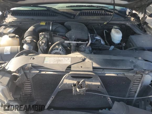 ✅ 2006 Chevrolet Silverado 2500HD LT2 • VIN: 1GCHK23D26F235335 • Lot: 53689785. Wystawiony na Copart z przebiegiem 68 350 mil. Bezpłatny archiwum sprzedaży aukcyjnych z USA i szczegółowy raport historii pojazdu na DreamBid. Zdjęcie 11.