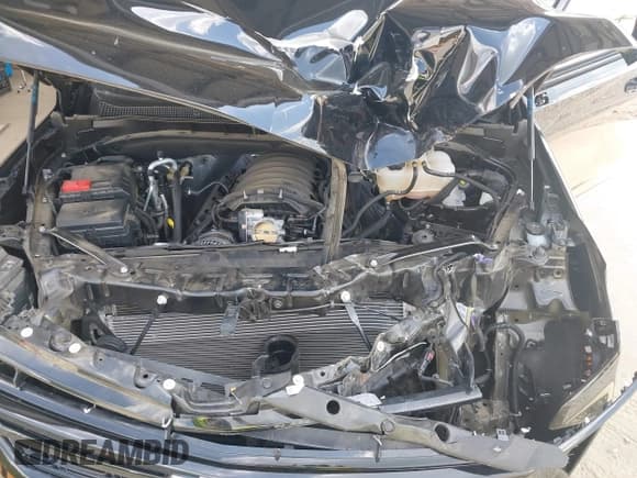 ✅ 2023 Chevrolet Tahoe RST • VIN: 1GNSCRKD2PR531394 • Lot: 42147801. Wystawiony na IAAI z przebiegiem 23 423 mil. Bezpłatny archiwum sprzedaży aukcyjnych z USA i szczegółowy raport historii pojazdu na DreamBid. Zdjęcie 6.