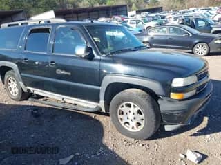 2005 Chevrolet Suburban LT с VIN 3GNEC16Z75G173520, выставлен на аукционе IAAI как лот 41792097 с пробегом Не указан миль и . История ставок и продаж доступна на DreamBid. Изображение 1.