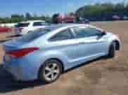 2013 Hyundai Elantra GS z VIN KMHDH6AEXDU006051, wystawiony jako IAAI lot #43452473 z przebiegiem 128 924 mil mil oraz . Historia ofert i sprzedaży dostępna na DreamBid. Obrazek 4.