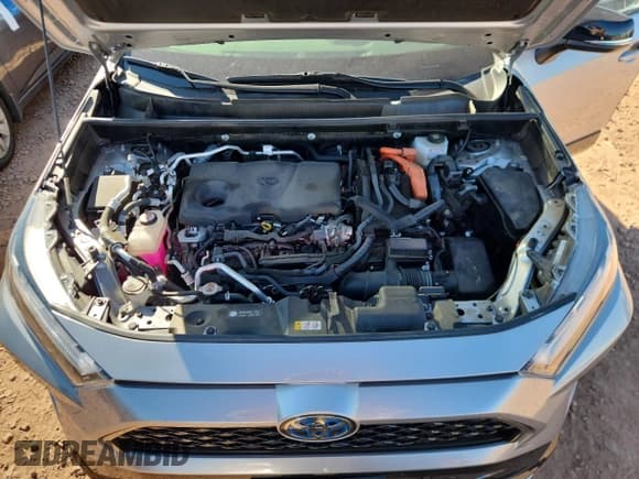 ✅ 2024 Toyota RAV4 XSE • VIN: JTMEB3FV5RD196978 • Лот: 90852765. Опубликован ранее на Copart с пробегом 21 838 миль. Бесплатный доступ к архиву аукционных продаж из США и подробный отчёт об истории автомобиля на DreamBid. Изображение 11.