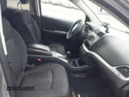 ✅ 2017 Dodge Journey SXT • VIN: 3C4PDDBG8HT577782 • Lot: 42409731. Wystawiony na IAAI z przebiegiem 136 618 mil. Bezpłatny archiwum sprzedaży aukcyjnych z USA i szczegółowy raport historii pojazdu na DreamBid. Zdjęcie 5.