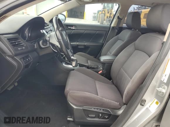 ✅ 2012 Suzuki Kizashi GTS Sport • VIN: JS2RF9A68C6100111 • Лот: 66304395. Опубликован ранее на Copart с пробегом 122 029 миль. Бесплатный доступ к архиву аукционных продаж из США и подробный отчёт об истории автомобиля на DreamBid. Изображение 7.