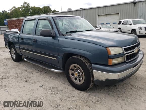 ✅ 2007 Chevrolet Silverado 1500 LS • VIN: 2GCEC13V271165783 • Lot: 71295294. Listed on Copart with 188,326 mi. Free auction sales archive from the USA and detailed vehicle history report at DreamBid. Image 4.