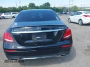 ✅ 2018 Mercedes-Benz E 300 • VIN: WDDZF4KB7JA370407 • Lot: 42799619. Listed on IAAI with Not provided. Free auction sales archive from the USA and detailed vehicle history report at DreamBid. Image 17.