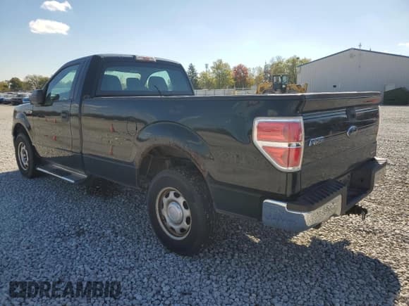 ✅ 2012 Ford F-150 XL • VIN: 1FTMF1CM6CKE37711 • Lot: 90053755. Listed on Copart with 85,520 mi. Free auction sales archive from the USA and detailed vehicle history report at DreamBid. Image 2.