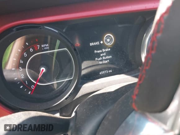 ✅ 2018 Jeep Wrangler Unlimited Rubicon • VIN: 1C4HJXFGXJW110629 • Лот: 42141572. Опубликован ранее на IAAI с пробегом 65 973 миль. Бесплатный доступ к архиву аукционных продаж из США и подробный отчёт об истории автомобиля на DreamBid. Изображение 15.