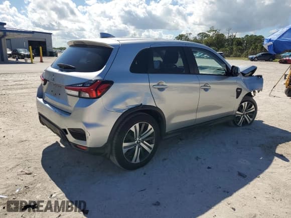 ✅ 2022 Mitsubishi Outlander ES • VIN: JA4APUAU5NU021929 • Лот: 87430875. Опубликован ранее на Copart с пробегом 54 578 миль. Бесплатный доступ к архиву аукционных продаж из США и подробный отчёт об истории автомобиля на DreamBid. Изображение 3.