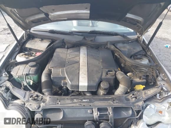 ✅ 2004 Mercedes-Benz C 240 • VIN: WDBRF61J94A563417 • Lot: 42622635. Wystawiony na IAAI z przebiegiem 198 000 mil. Bezpłatny archiwum sprzedaży aukcyjnych z USA i szczegółowy raport historii pojazdu na DreamBid. Zdjęcie 10.