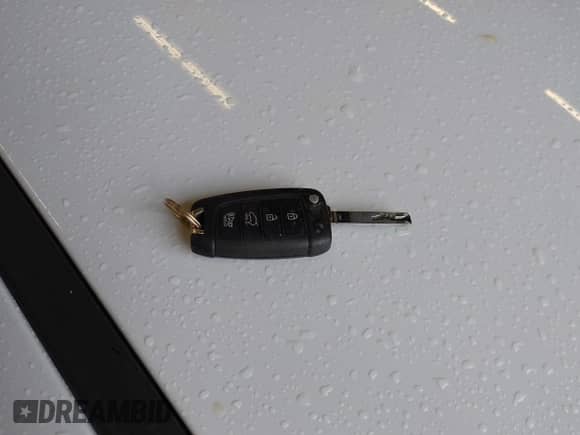 2019 Hyundai Veloster Premium with VIN KMHTG6AF7KU019571, listed as a IAAI auction lot 41478431 with 107,197 mi miles and . Bid and sale history available at DreamBid. Image 11.