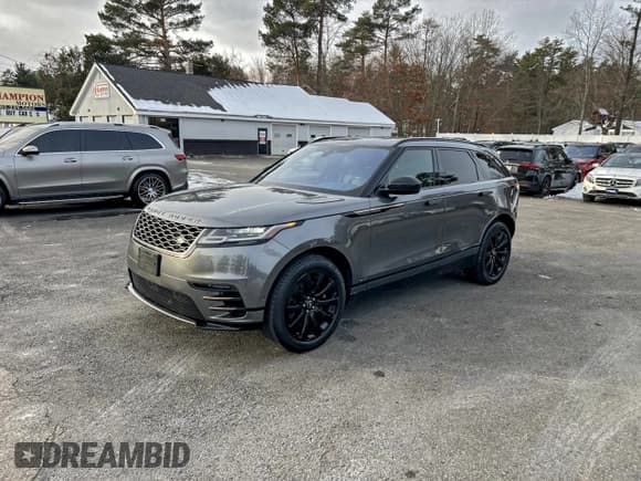 ✅ 2018 Land Rover Range Rover Velar R-Dynamic SE • VIN: SALYL2RV1JA755828 • Lot: 96627645. Wystawiony na Copart z przebiegiem 135 466 mil. Bezpłatny archiwum sprzedaży aukcyjnych z USA i szczegółowy raport historii pojazdu na DreamBid. Zdjęcie 1.