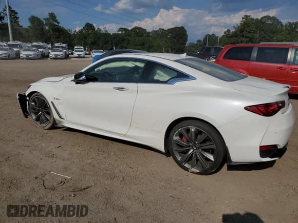 ✅ 2019 Infiniti Q60 Red Sport 400 • VIN: JN1FV7EK2KM360772 • Lot: 70702745. Listed on Copart with 81,781 mi. Free auction sales archive from the USA and detailed vehicle history report at DreamBid. Image 2.