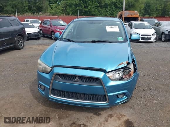 2011 Mitsubishi Outlander SE with VIN JA4AR4AU1BZ013173, listed as a IAAI auction lot 43310826 with 220,732 mi miles and . Bid and sale history available at DreamBid. Image 17.