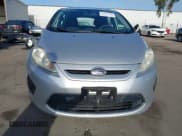 ✅ 2013 Ford Fiesta SE • VIN: 3FADP4EJ1DM186078 • Lot: 43012956. Wystawiony na IAAI z przebiegiem 88 086 mil. Bezpłatny archiwum sprzedaży aukcyjnych z USA i szczegółowy raport historii pojazdu na DreamBid. Zdjęcie 12.