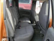 ✅ 2006 Chevrolet Colorado 1LT • VIN: 1GCDT136868130620 • Lot: 43404895. Wystawiony na Copart z przebiegiem Nie podano. Bezpłatny archiwum sprzedaży aukcyjnych z USA i szczegółowy raport historii pojazdu na DreamBid. Zdjęcie 10.