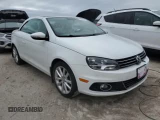 ✅ 2016 Volkswagen Eos Komfort • VIN: WVWBW8AH6GV001113 • Лот: 76064844. Опубликован ранее на Copart с пробегом Не указан. Бесплатный доступ к архиву аукционных продаж из США и подробный отчёт об истории автомобиля на DreamBid. Изображение 4.